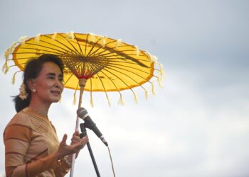 AUNG SAN SUU KYI