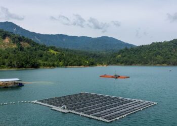 Projek Solar Terapung Hibrid Hidro (HHFS) dan Hab Hidrogen Hijau di Terengganu.  -UTUSAN/PUQTRA HAIRRY
