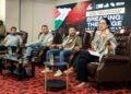 Kleoniki Alexopoulou (kanan) bercakap dalam Diskusi Meja Bulat GSF 2.0: Breaking The Siege di Wisma Mapim, Bangi, Selanor. Turut serta Thiago Avila (dua dari kiri), Saif Abukesyek (dua dari kanan) dan Muhammad Nadir Al-Nuri Kamaruzaman (kiri). – UTUSAN/ISKANDAR ISHAK