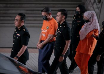 Bekas Panglima Tentera Darat ditahan reman selama tujuh hari bermula hari ini. -UTUSAN/FAIZ ALIF ZUBIR