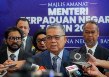 AARON Ago Dagang pada sidang akhbar selepas Majlis Amanat Perpaduan Negara Tahun 2026 di Kompleks F, Putrajaya hari ini. - UTUSAN/FAISOL MUSTAFA