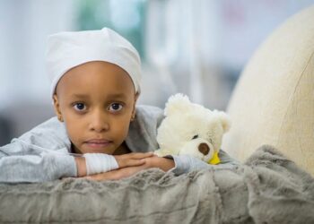 NEUROBLASTOMA lazimnya menyerang bayi dan kanak-kanak kecil, khususnya yang berusia bawah dua tahun dengan purata usia diagnosis sekitar 17 bulan.