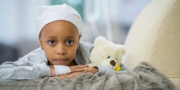 NEUROBLASTOMA lazimnya menyerang bayi dan kanak-kanak kecil, khususnya yang berusia bawah dua tahun dengan purata usia diagnosis sekitar 17 bulan.