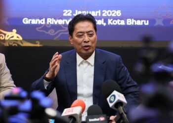 MOHD. Azam Baki selepas sidang media selepas merasmikan Program Cakna Rasuah: SPRM Bersama Media, Kota Bharu, Kelantan.-UTUSAN/KAMARUL BISMI KAMARUZAMAN.