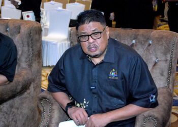 AB. Rauf Yusoh ditemui selepas Majlis Amanat Tahun Baharu 2026 di MITC, Ayer Keroh, Melaka. - UTUSAN/AMRAN MULUP