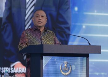 SAARANI Mohamad berucap pada Majlis Wacana Eksekutif dan Perutusan Tahun Baharu 2026 Menteri Besar Perak di Casuarina@Meru di Ipoh hari ini.