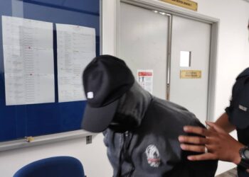 JAMALUDDIN Mohamed Saha tidak mengaku bersalah atas pertuduhan merogol seorang remaja perempuan OKU, dua tahun lalu.