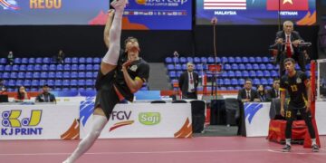 Mohammad Syahir Mohd Rosdi, diangkat sebagai tekong terbaik dunia. - UTUSAN/FARIZ RUSADIO