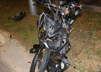 KEADAAN motosikal terlibat selepas dipercayai bertembung dalam kemalangan di Jalan Tambak Paya, Melaka, awal pagi tadi sehingga mengorbankan tiga pelajar.