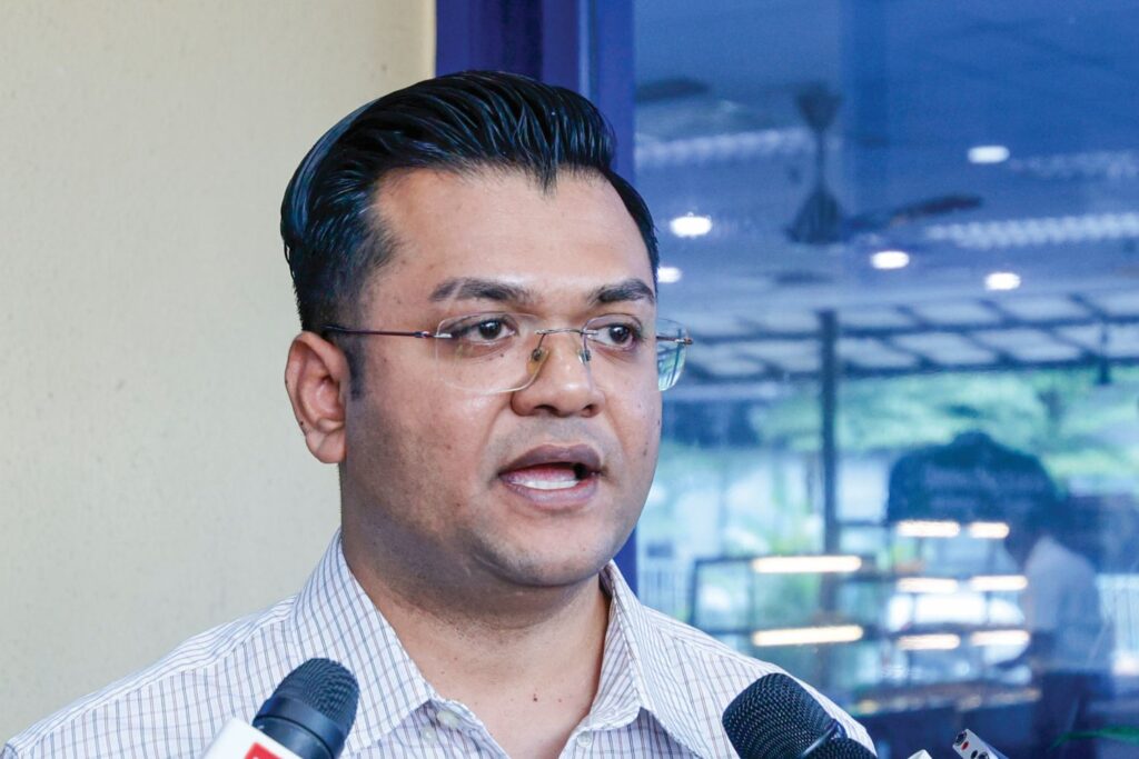 Hanya Shafiq hadir mesyuarat Lembaga Disiplin Bersatu