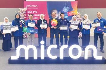 Sebahagian daripada pensyarah UTeM yang mendapat  pensijilan Semikonductor Package Assembly & Test (SAT-Pro) daripada Micron Technology, Micron Memory Malaysia di Universiti Sains Malaysia baru-baru ini .