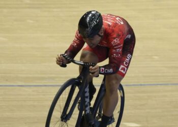 Azizulhasni Awang dijangka membuat kemunculan semula  dengan menyertai beberapa kejohanan utama di pentas antarabangsa. - UTUSAN/AMIR KHALID