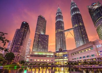 CGS International mengekalkan saranan ‘pegang’ dengan TP RM8.85 sesaham bagi KLCCP.