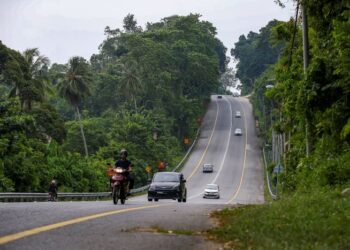 DI Malaysia, kemalangan maut masih menjadi antara penyumbang utama kehilangan nyawa setiap tahun, sebahagian besarnya berpunca daripada kecuaian, sikap tergesa-gesa dan keyakinan berlebihan ketika memandu.