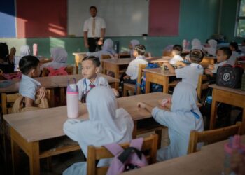 REFORMASI pendidikan hanya berjaya apabila guru bersedia, sokongan praktikal disediakan dan komunikasi dijalankan dengan jelas.