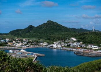 GAMBAR fail menunjukkan pemandangan di Pulau Yonaguni, di wilayah Okinawa.- AFP