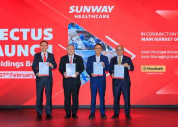 JEFFREY Cheah ketika ditemui pemberita selepas sesi sidang media majlis pelancaran prospektus Sunway Healthcare di sini, hari ini.