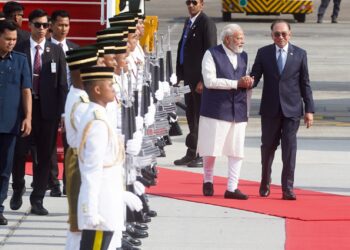 SEPANG 7 FEBRUARI 2026 - Perdana Menteri, Datuk Seri Anwar Ibrahim bersama Perdana Menteri Republik India, Narendra Modi ketika Lawatan Rasmi Perdana Menteri Republik India ke Malaysia selama 2 hari di Kompleks Bunga Raya, Sepang di sini, hari ini. GAMBAR : FAISOL MUSTAFA