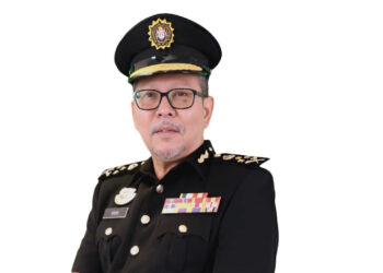 IDRIS Zaharudin