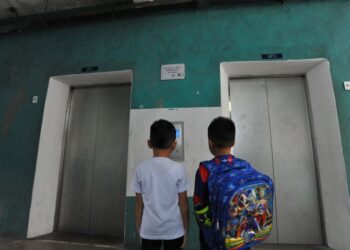 PEMBELI digalakkan mendapatkan maklumat jumlah lif bagi setiap blok, kapasiti muatan dan zon servisnya.