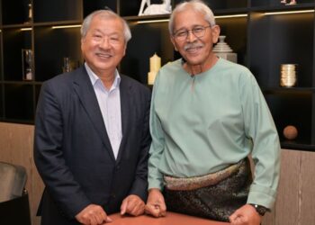PENGASAS dan Timbalan Pengerusi Eksekutif Kumpulan, Matrix Concepts Holdings Berhad, Datuk Seri Lee Tian Hock (kiri) dan Pengerusi Matrix Concepts Holdings Berhad, Datuk Mohamad Haslah Mohamad Amin (kanan).