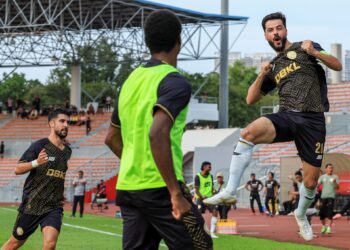 KAPTEN KL CITY,  Paulo Josue (kanan) meraikan jaringan kemenangan ketika berdepan Terengganu FC pada aksi suku akhir kedua Piala Malaysia 2026.-