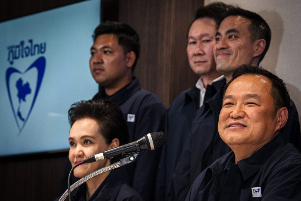 Parti PM Thailand menang  pilihan raya Thailand