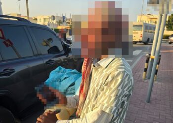 SEORANG pengemis yang mempunyai wang lebih RM21,000 ditangkap di Dubai. - Foto Polis Dubai
