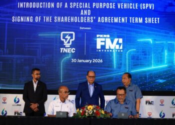 TNB dan PKNS menjalinkan kerjasama strategik untuk membangunkan dan mengendalikan Sistem Penyejukan Daerah di Seksyen 14, Shah Alam.