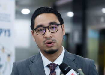 WAN AHMAD FAYHSAL WAN AHMAD KAMAL