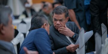 SAIFUDDIN Nasution Ismail ketika hadir majlis amanat kepada warga AKPS di Putrajaya. - UTUSAN/FAIZ ALIF ZUBIR