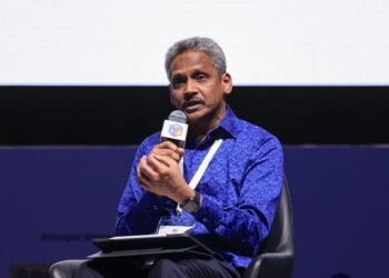 GABENOR Bank Negara Malaysia (BNM), Datuk Seri Abdul Rasheed Ghaffour berucap ketika sesi dialog Dasar Fiskal dan Monetari pada Forum Ekonomi Malaysia (FEM) 2026 di Pusat Konvensyen Kuala Lumpur (KLCC) di sini hari ini.UTUSAN/FARIZ RUSADIO