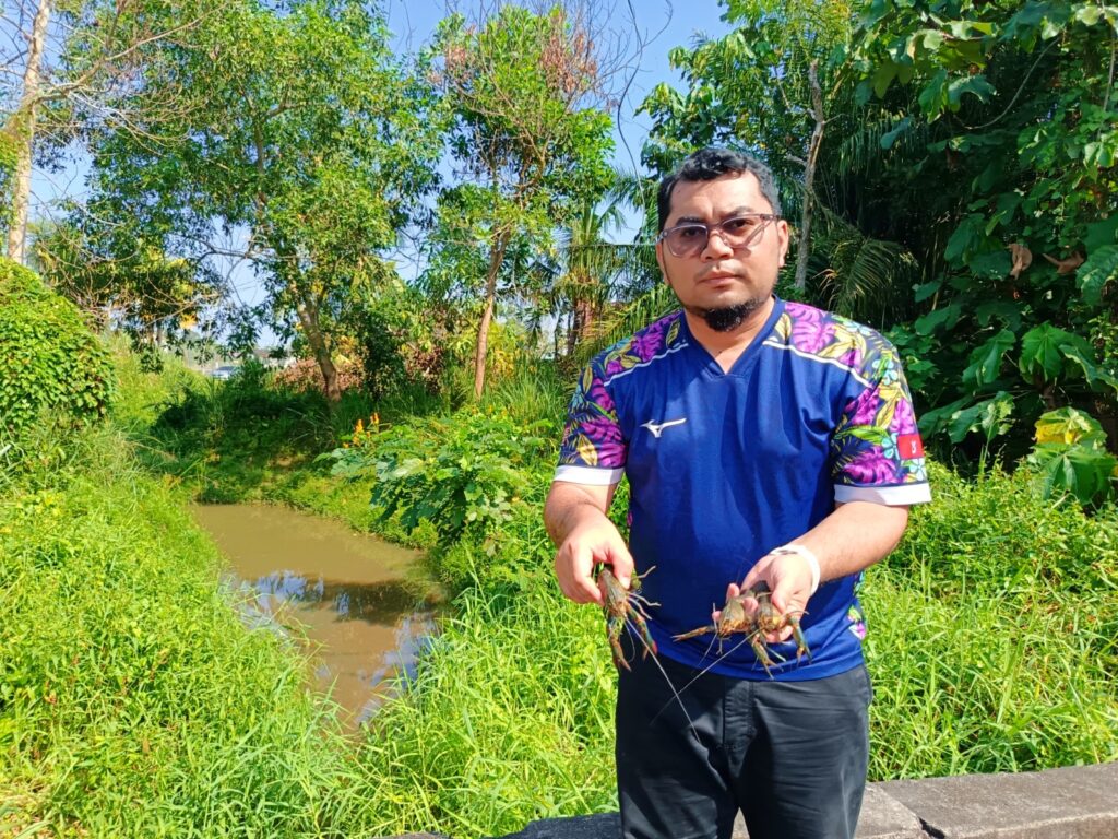 Udang kara jejas tangkapan kaki pancing ikan