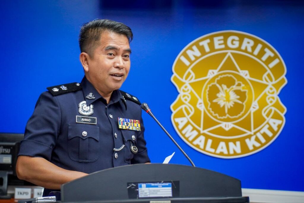 Keluarga penternak lembu rugi RM130,000, disamun ketika bungkus susu