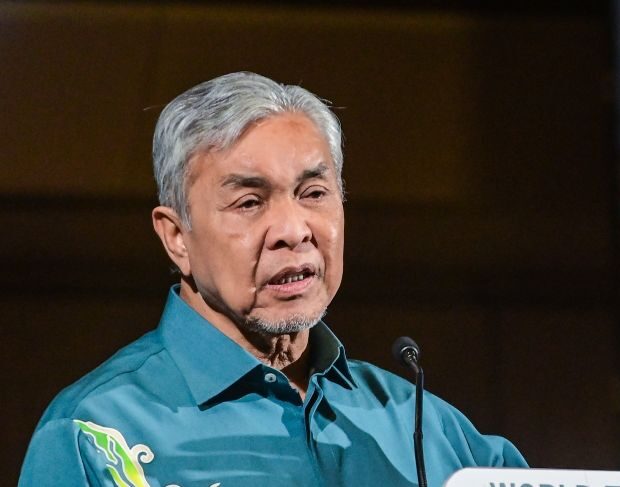 Kerajaan pertimbang operasi pembenihan awan atasi cuaca kering