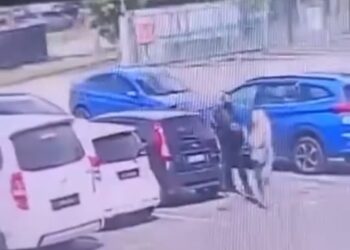 KEJADIAN pelaku berpura-pura bertanya  bertanyakan arah kepada seorang wanita warga emas sebelum merampas kunci dan melarikan kereta mangsa.