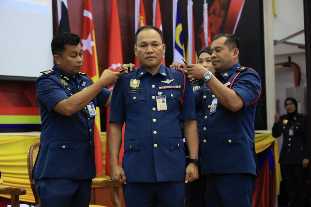 Guna helikopter padam kebakaran terbuka musim kemarau