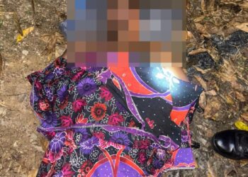 MAYAT lelaki yang ditemukan di tebing kolam ikan di Kampung Sungai Nangka Jelai di Larut semalam.