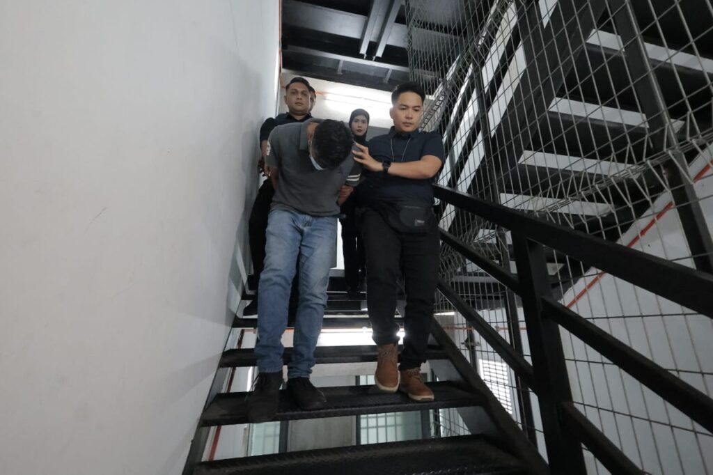 Hantar mesej lucah, lelaki didenda RM30,000