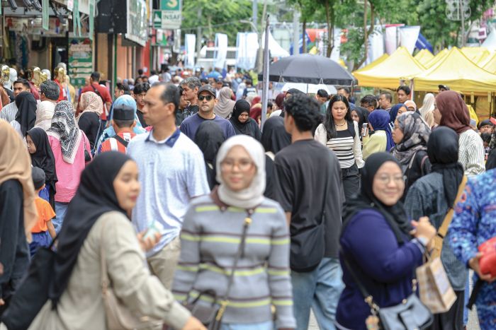Pasang azam baharu selepas raya