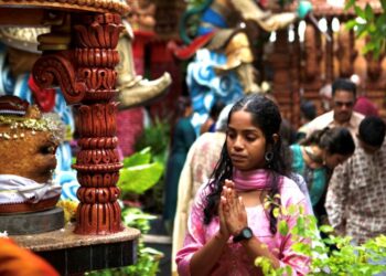 ISU rumah ibadat merupakan peringatan penting kepada semua pihak untuk sentiasa menghormati proses perundangan serta institusi yang sah.