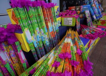 TERDAPAT pelbagai jenis peruntukan undang–undang dalam negara yang mengawalselia aspek penyeludupan, penjualan serta permainan mercun.