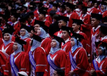SUMBANGAN alumni boleh diterjemahkan dalam pelbagai bentuk yang memberi impak langsung kepada universiti dan pelajar.