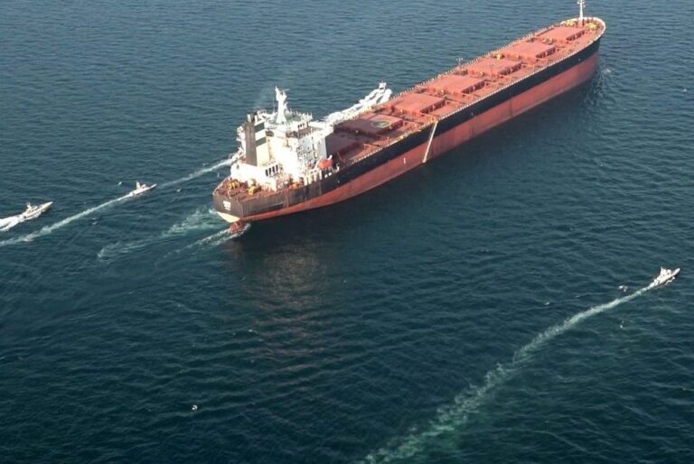 Iran benarkan dua kapal LPG India lalu Selat Hormuz