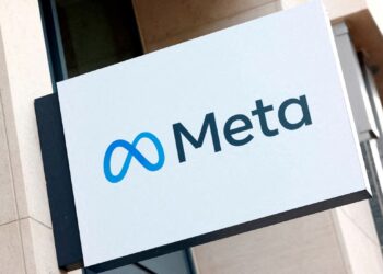 META pernah menamatkan perkhidmatan 11,000 kakitangan atau kira-kira 13 peratus tenaga kerja pada November 2022.- AGENSI