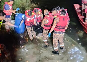 MAYAT anggota bomba sukarela yang terjatuh ke dalam tasik di Jalan Lahat Mines, Lahat Ahad lalu ditemukan mati lemas semalam.