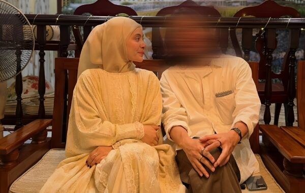 ADIRA Suhaimi menyembunyikan identiti jejaka misteri dalam foto yang dimuat naik dalam Instagramnya baru-baru ini