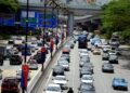 PENGGUNAAN teknologi pemantauan mata atau eye tracker dalam kenderaan wajar dipertimbangkan sebagai langkah meningkatkan keselamatan jalan raya.