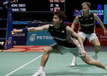 Man Wei Chong dan Tee Kai Wun memilih untuk berehat daripada kejohanan pada masa ini selepas tersingkir daripada saingan All England. - MINGGUAN/SHIDDIEQIIN ZON