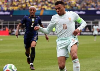Kylian Mbappe beraksi dalam perlawanan persahabatan menentang Brazil di Stadium Gillette, Foxborough, Massachusetts, semalam. Perancis menang 2-1. - AFP